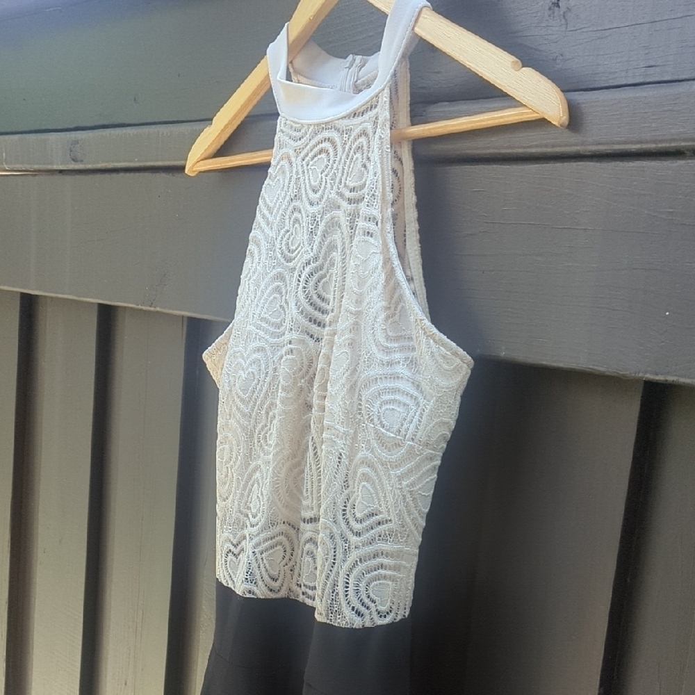 Women's Elegant White & Black Lace Halter One Piece Flare Pant Jump Suit - Small - Picture 3 of 5